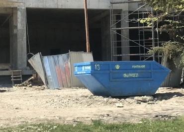 Rental of construction containers
